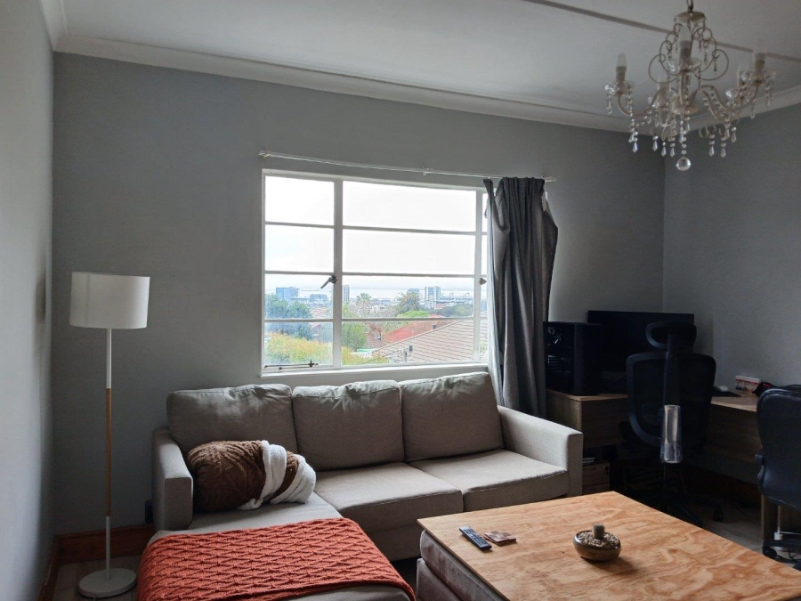To Let 1 Bedroom Property for Rent in Vredehoek Western Cape